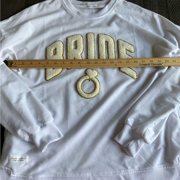 Simply Southern White and Gold Bride Sweatshirt With Pockets Size Medium - Picture 4 of 9
